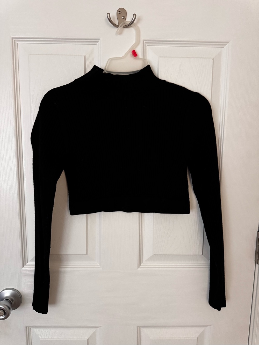 Wild Fable - Black Cropped Mock Neck Ribbed Long-Sleeve Top - M